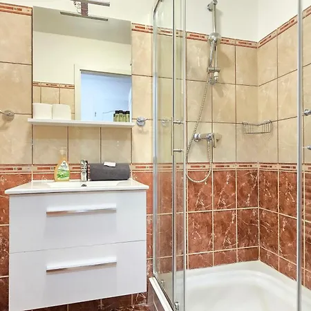 Horvath Vendeghaz Apartment