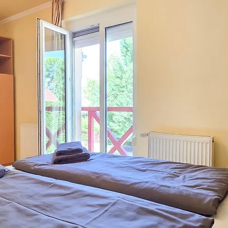 Horvath Vendeghaz Apartment